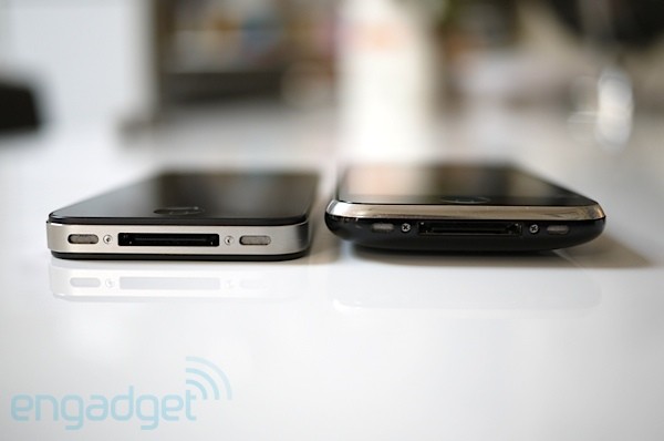 苹果iPhone 4 与 iPhone 3GS 手机厚度对比
