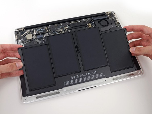 2013 款苹果 MacBook Air 笔记本电脑拆机组图