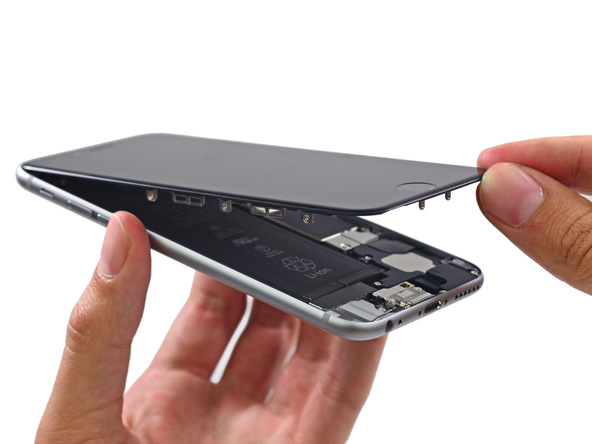 苹果 iPhone 6、iPhone 6 Plus 拆机组图