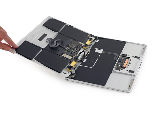 苹果 Retina Macbook 2015 拆机组图